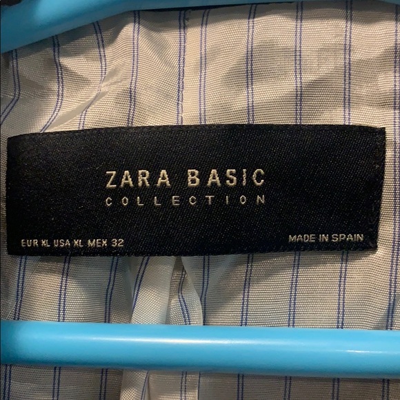 Zara Blazer - Picture 2 of 2